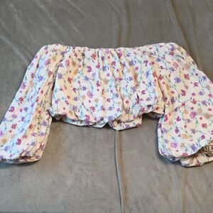 Floral Off-Shoulder Crop Top